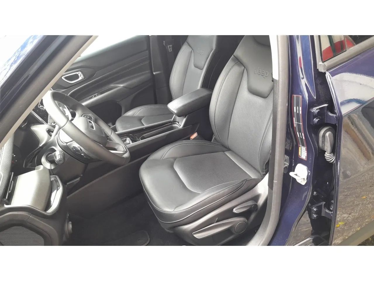 Jeep Compass LONG. T270 1.3 TB 4x2 Flex Aut., foto 9 de 16