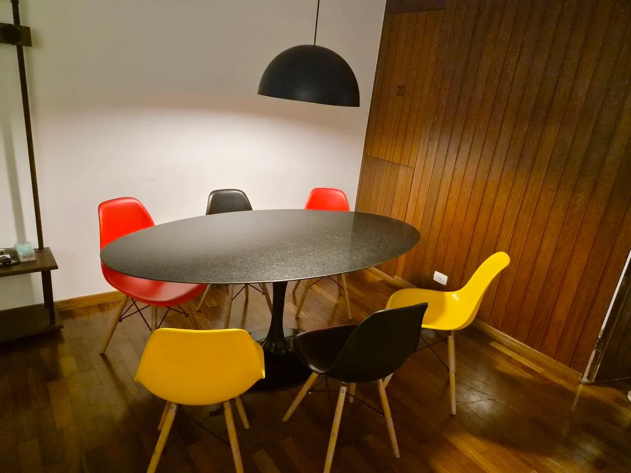 Conjunto 6 cadeiras Eames Eiffel