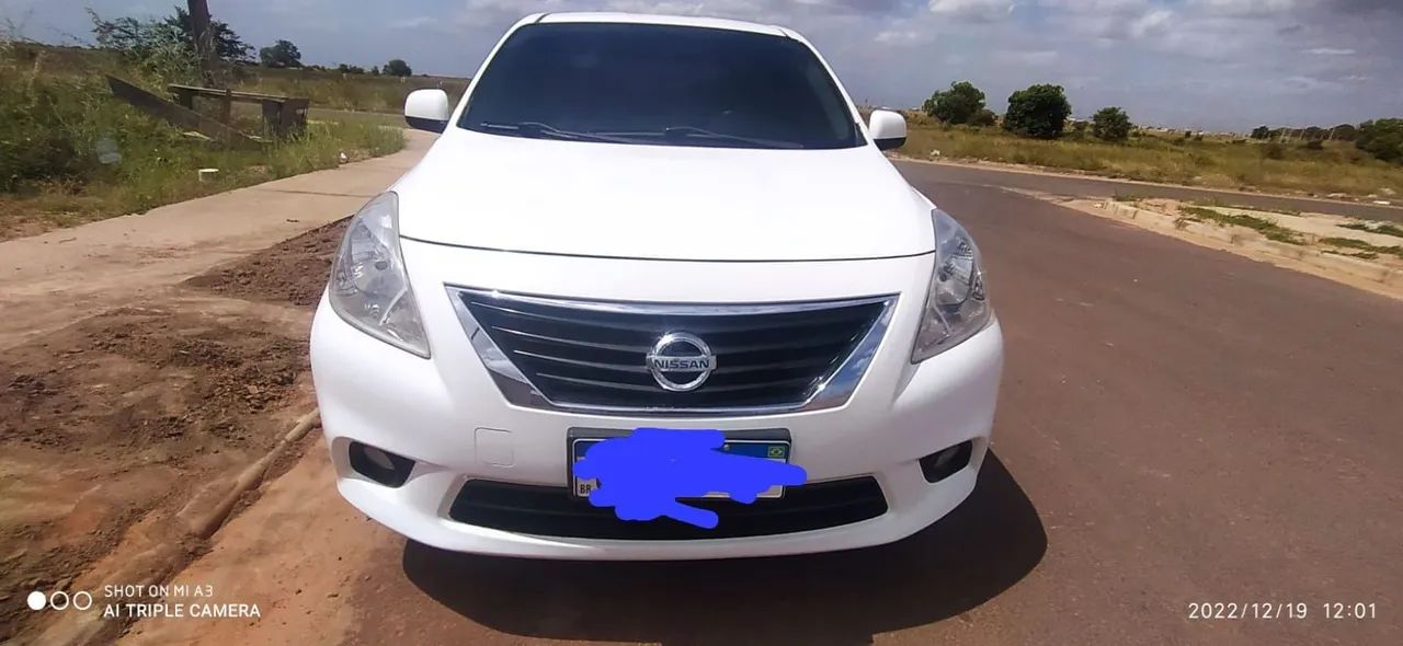 Nissan Versa SL 1.6 16V Flex Fuel 4P Mec. 2014
