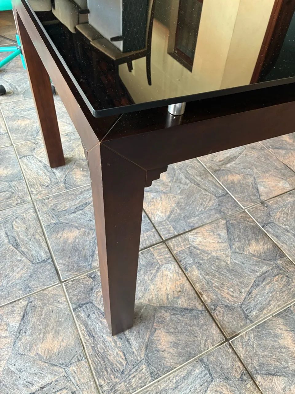 Mesa de Jantar de madeira com vidro temperado  - Foto 2