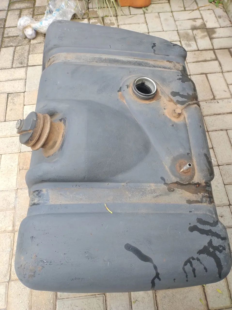 Tanque combustível 210L Diesel  - Foto 2