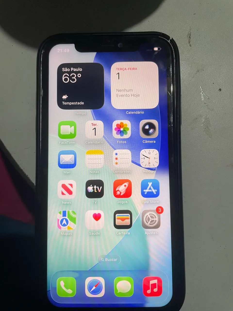 iPhone 11 com defeito 