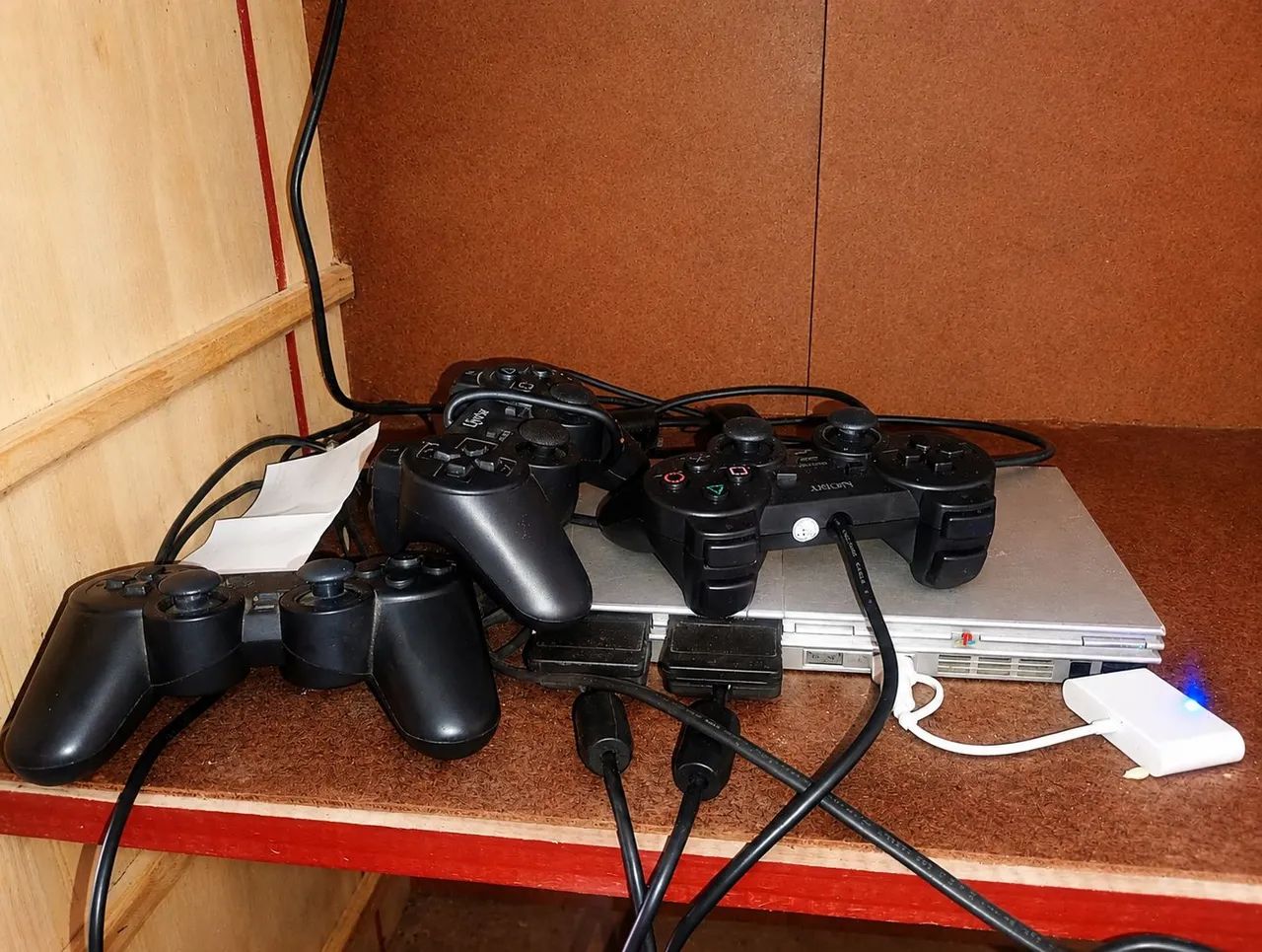 PLAYSTATION 2 PRATA