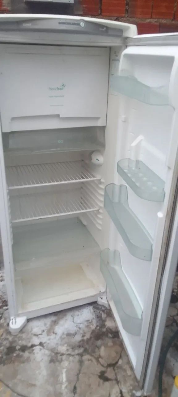 Geladeira consul fossfrre 330 litro - Foto 3