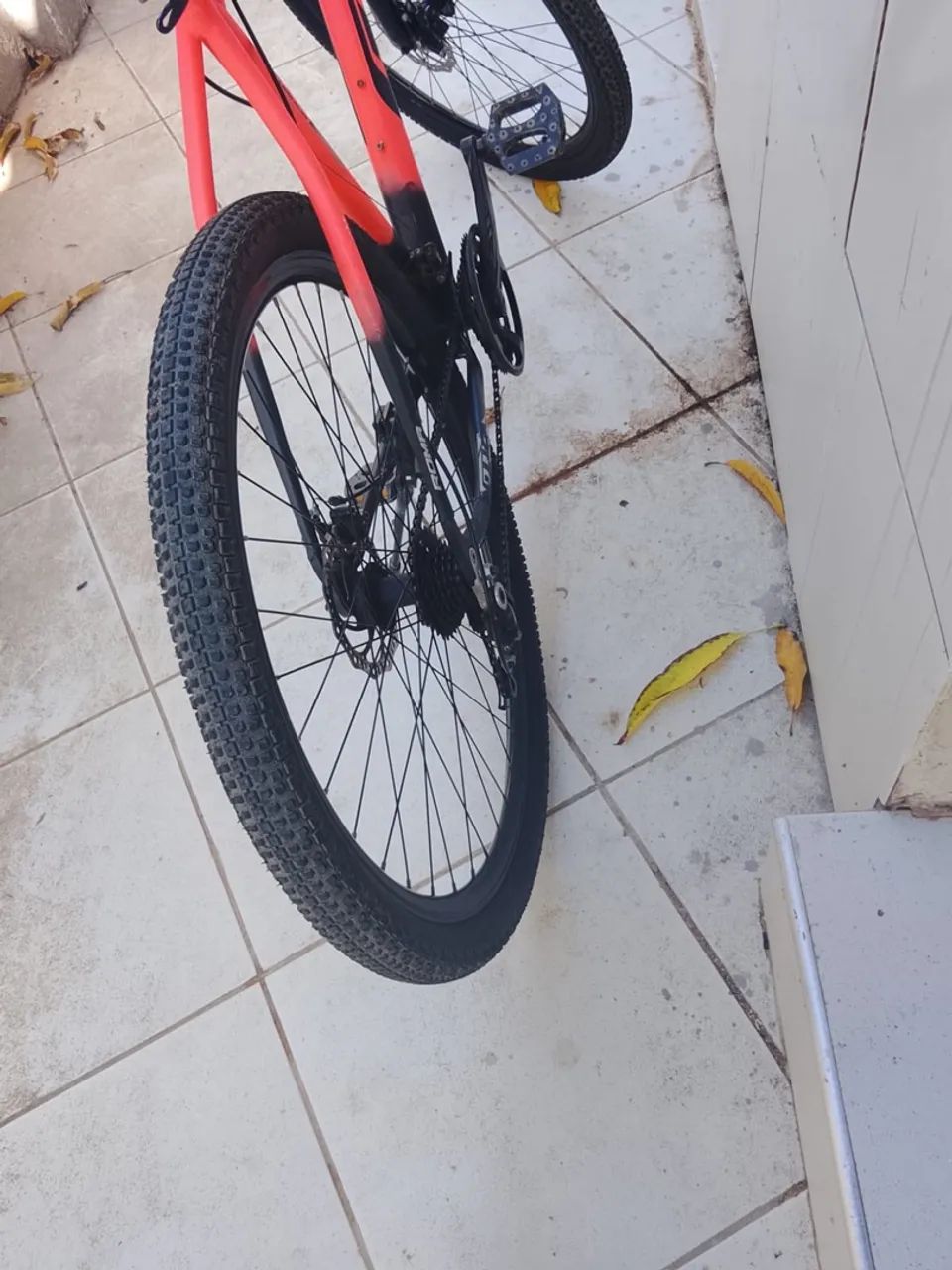 Bicicleta GTI laranja - Foto 4