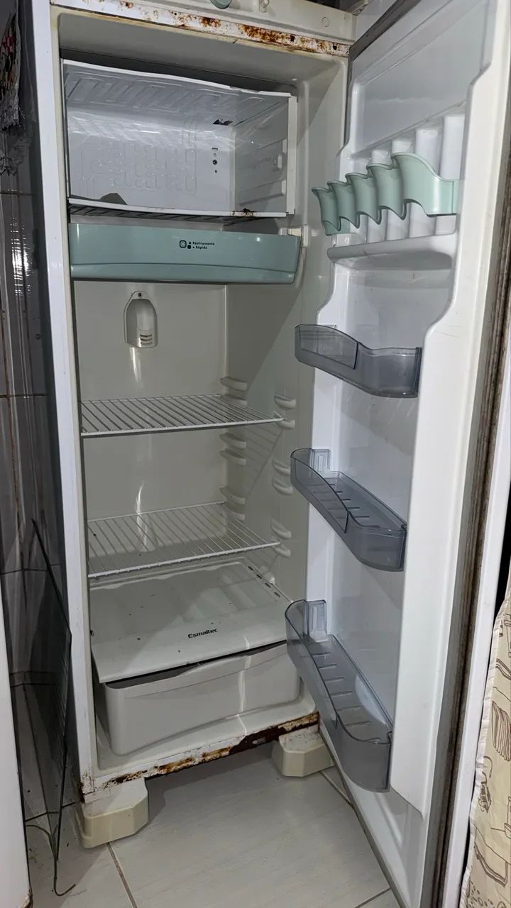 GELADEIRA ELETROLUX 1