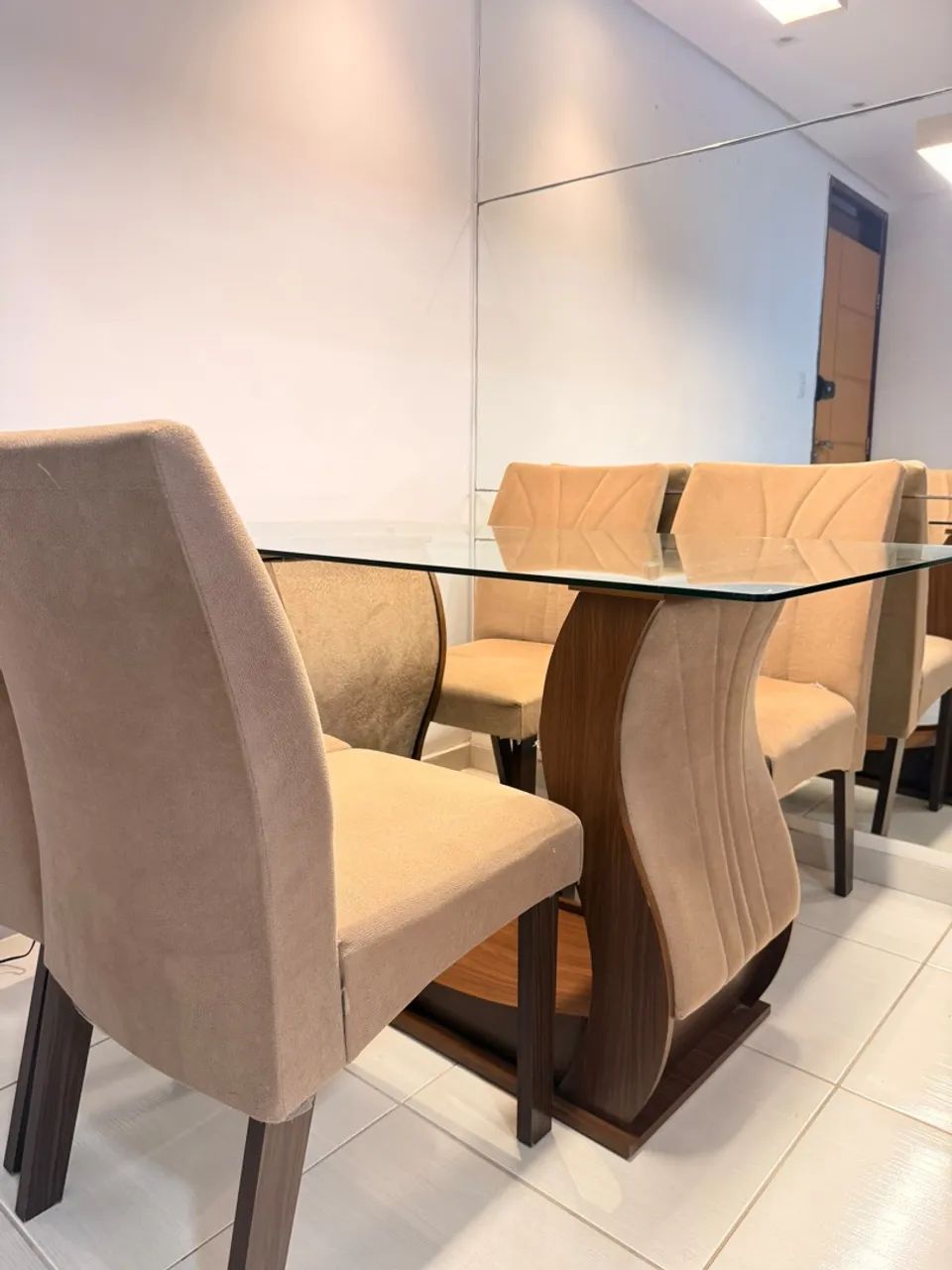 Sala de Jantar 4 cadeiras - Foto 4