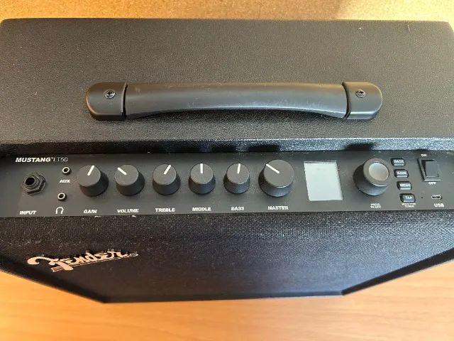 Fender Mustang LT50 50W + Footswitch MS4 - Foto 2