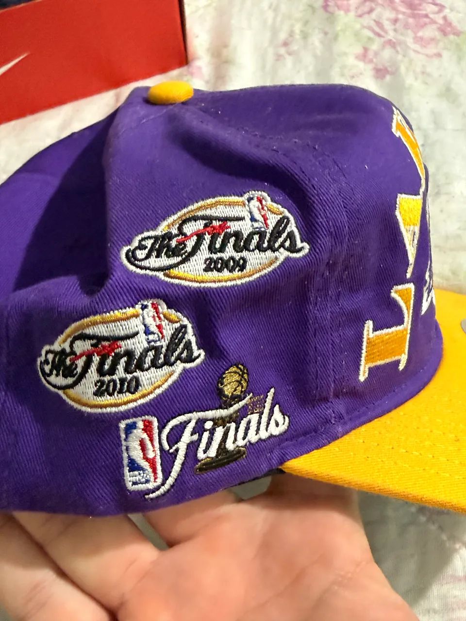 Boné Mitchell e Ness Lakers Era Kobe Deadstock M&N - Foto 5