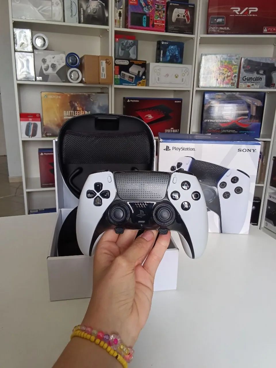 Vendo Controle DualSense Edge Branco Ps5 Semi novo - Foto 3