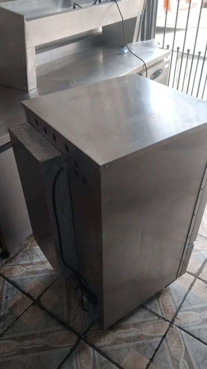 Mini geladeira expositora 220v em inox - Foto 3