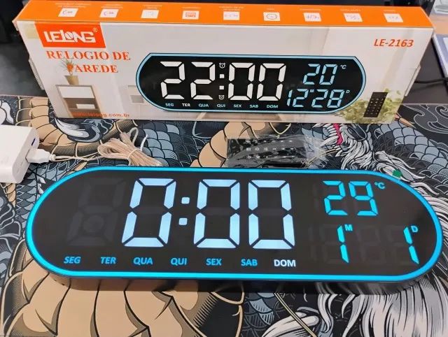 Relógio Digital de parede 38cm