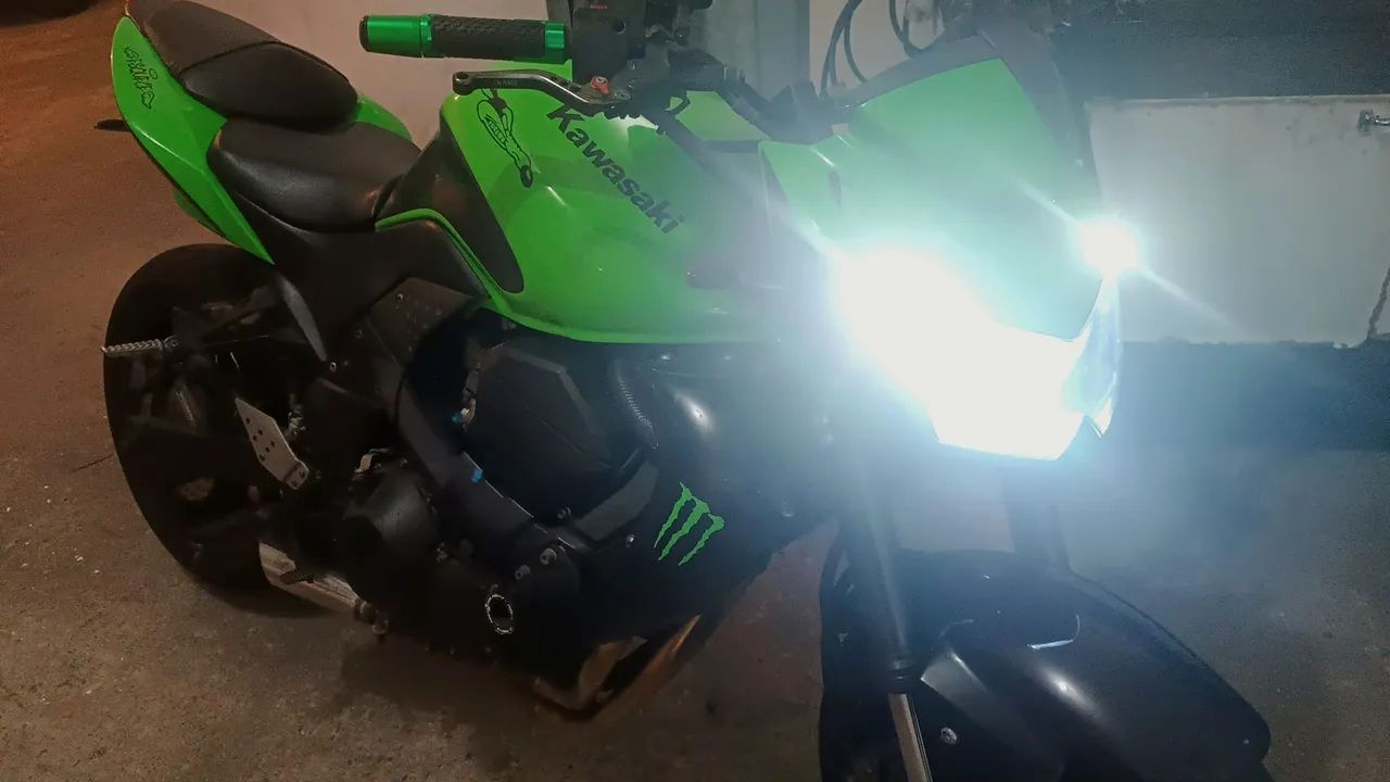 Moto Kawasaki 750