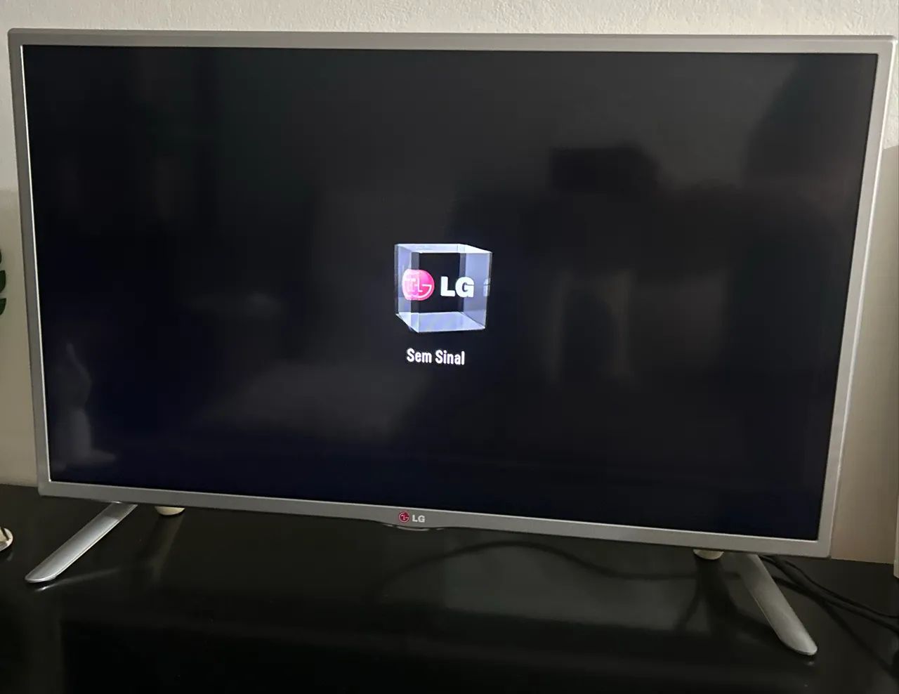 Tv LG 32 polegadas - não é smart 