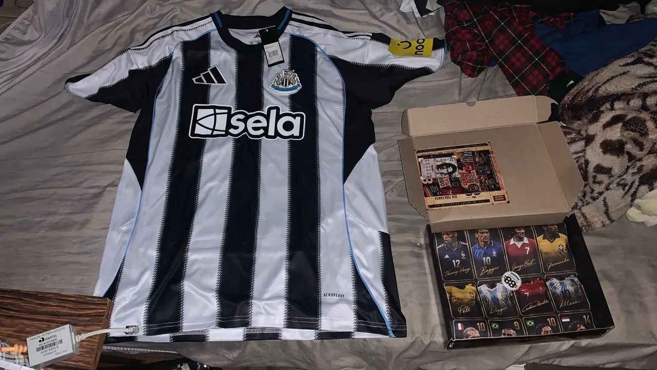 Camisa New Castle United