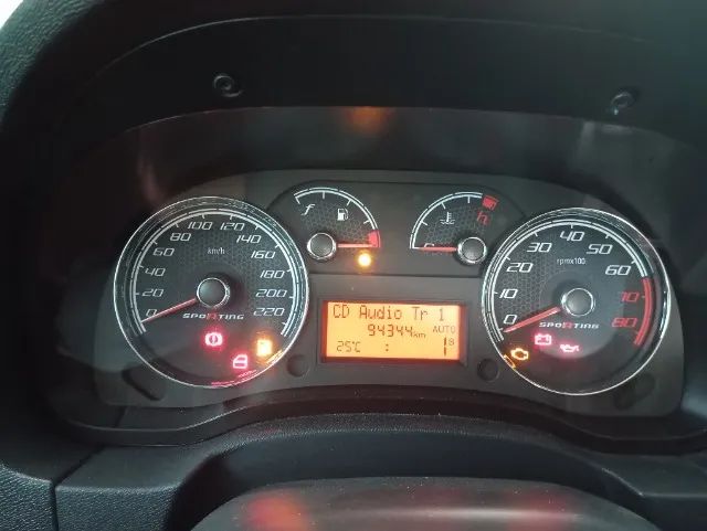 Fiat Idea Idea SPORTING Dualogic 1.8 Flex 16V 5p 2011