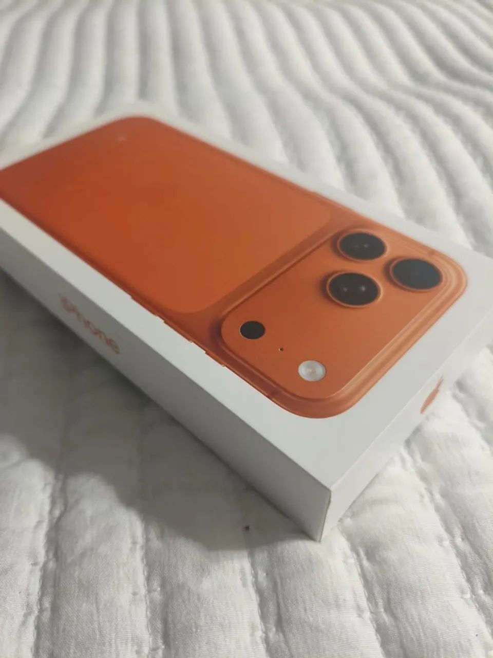 iPhone 17 Pro Max - Laranja-cósmico - Foto 2