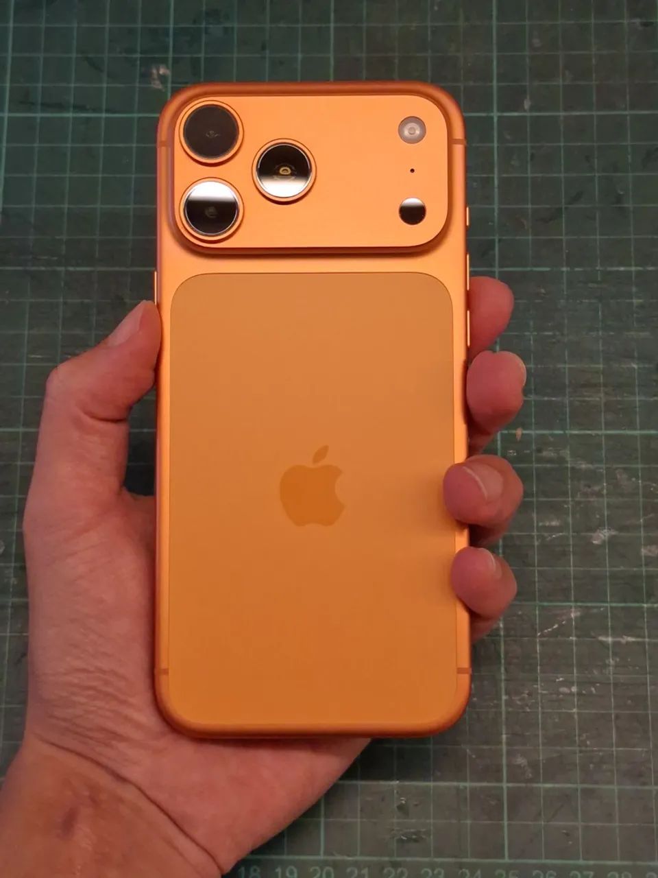 iPhone 17 Pro Max - Foto 2