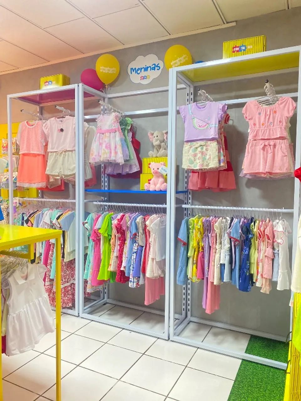 Loja Infantil Completa à Venda - Estrutura + Estoque - Foto 2
