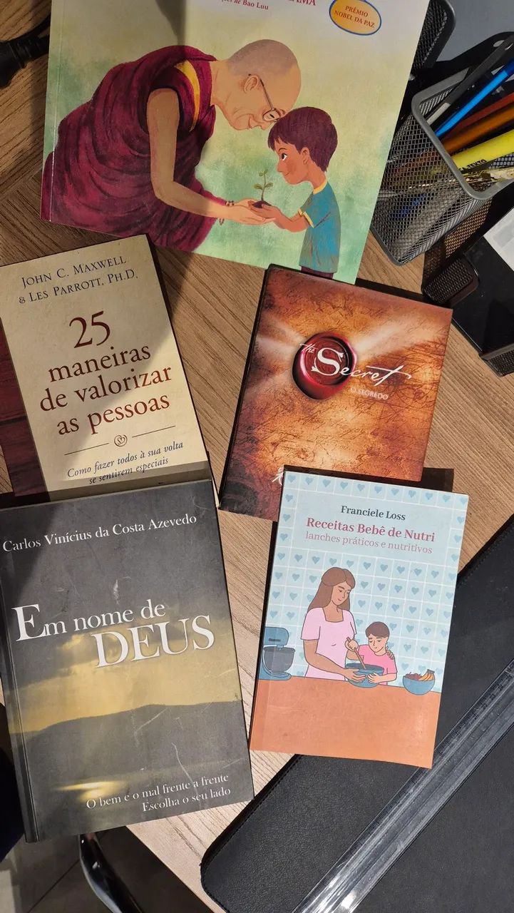 Livros diversos - Foto 2