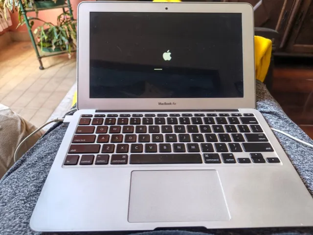 macbook air 11 2014