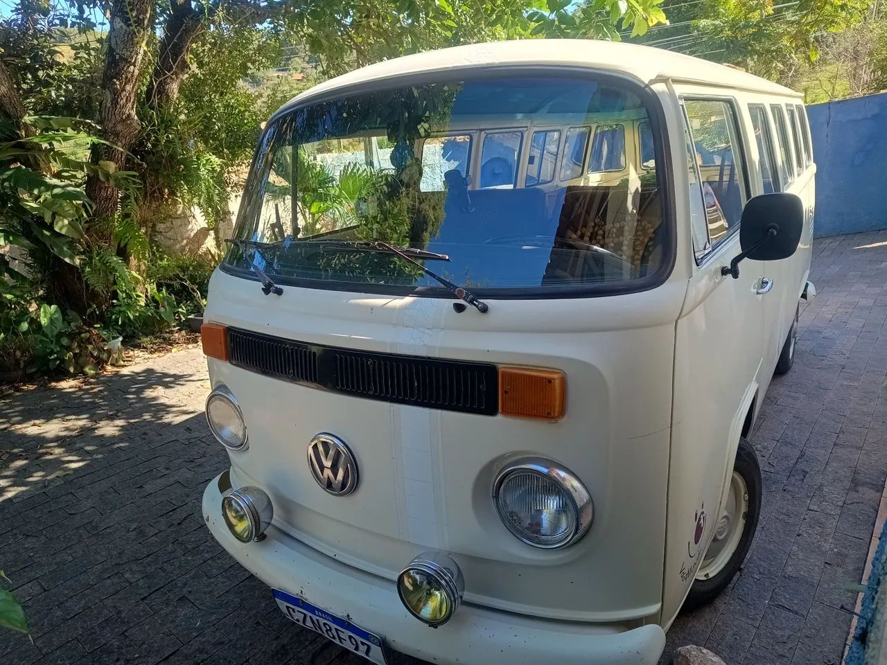 Volkswagen Kombi Standard/ Luxo/ Serie Prata 1986