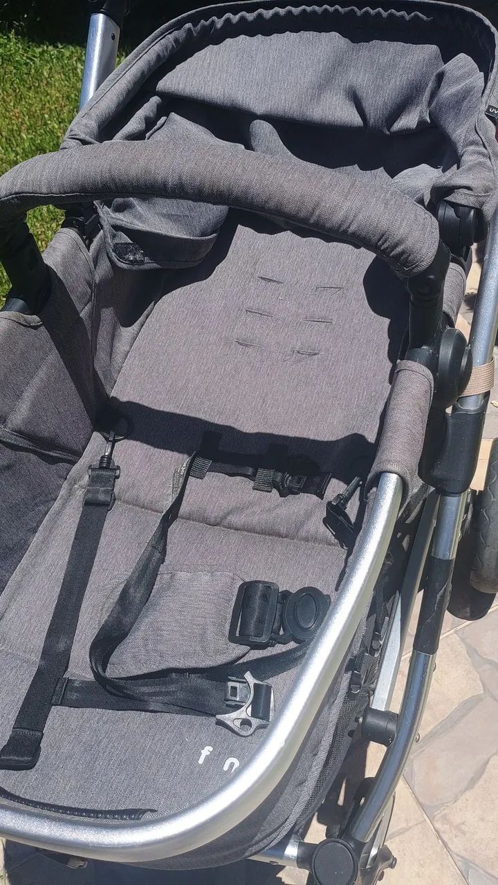 Carrinho de Bebê + Bebê Conforto e Suporte - Travel System da Infanti