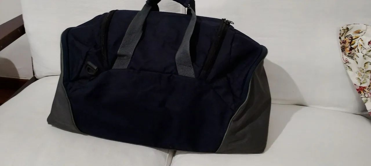Bolsa de viagem puma, em bom estado - Foto 3