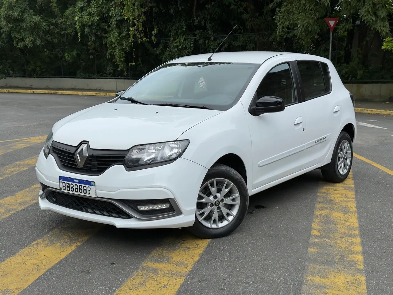 Renault Sandero 2023