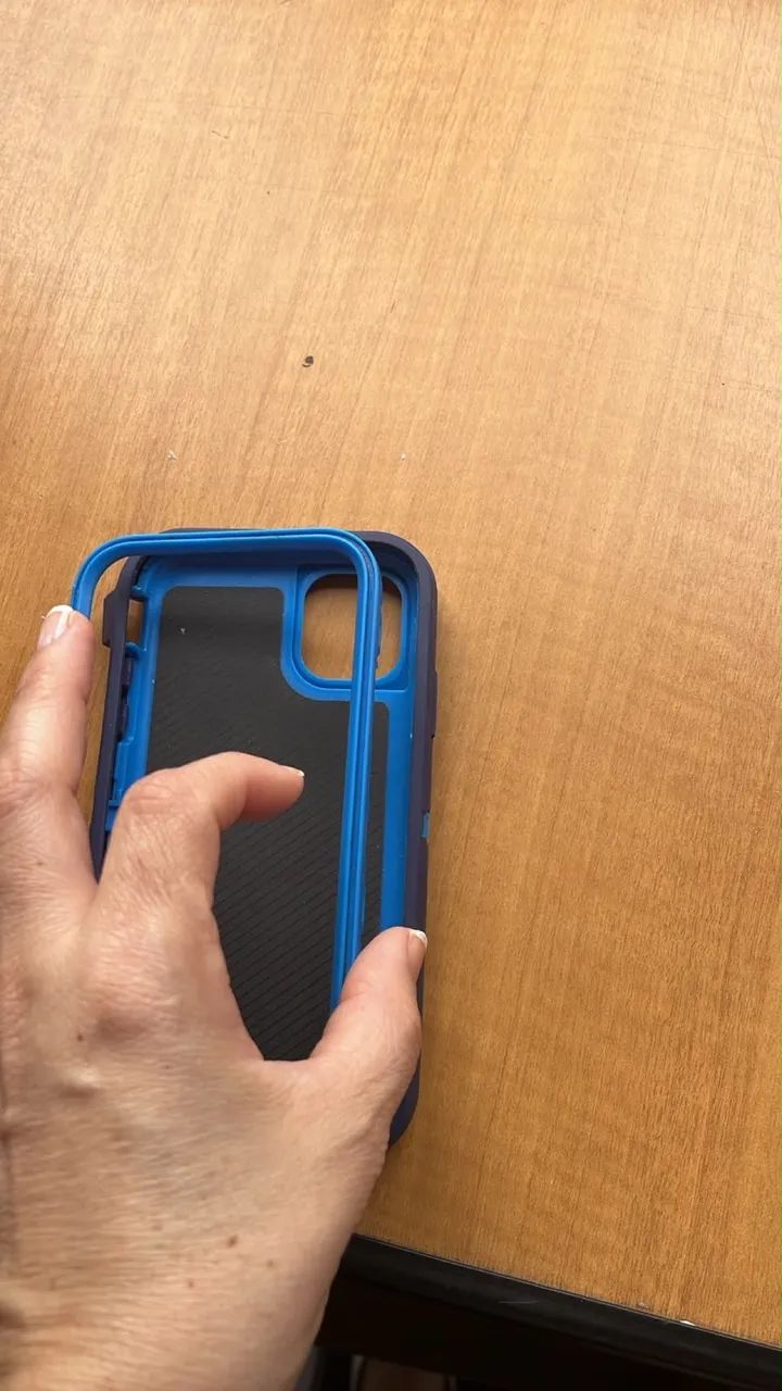 Vendo capa anti choque IPhone 11 - Foto 3