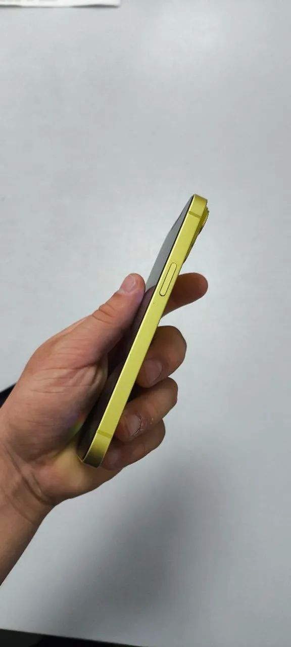 iPhone 14 - Foto 4