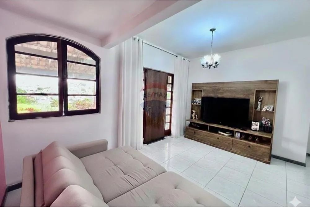 Casa no bairro Guarani com 4 quartos, habite-se - Foto 2