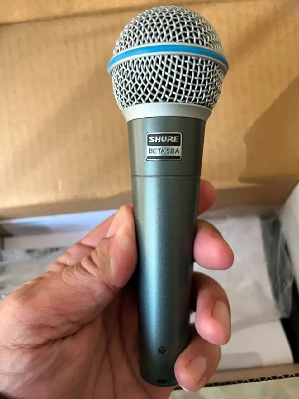 Microfone Shure Beta 58a Dinâmico