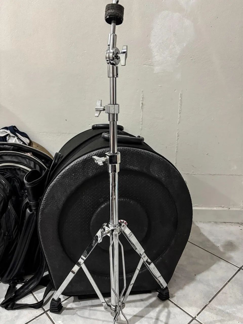 Pedestal reto para prato de bateria(NEGOCIÁVEL).
