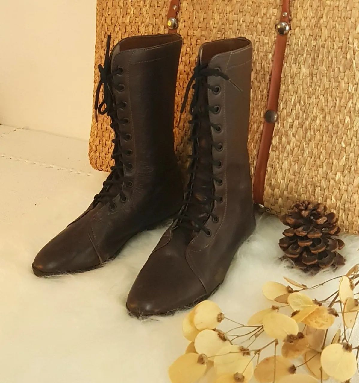 Bota artesanal couro marrom + cadarços n° 39