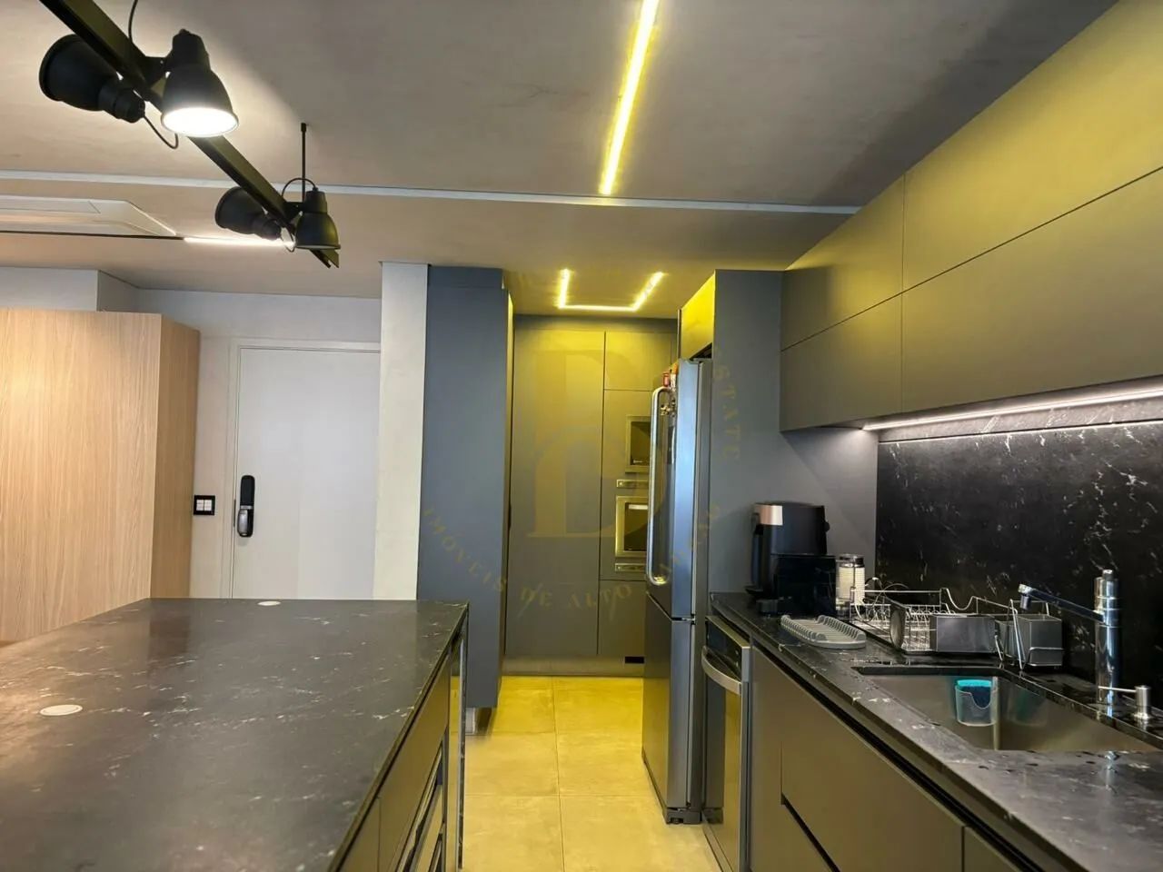 Apartamento à venda com 140m², 3 quartos e 2 vagas - Foto 4