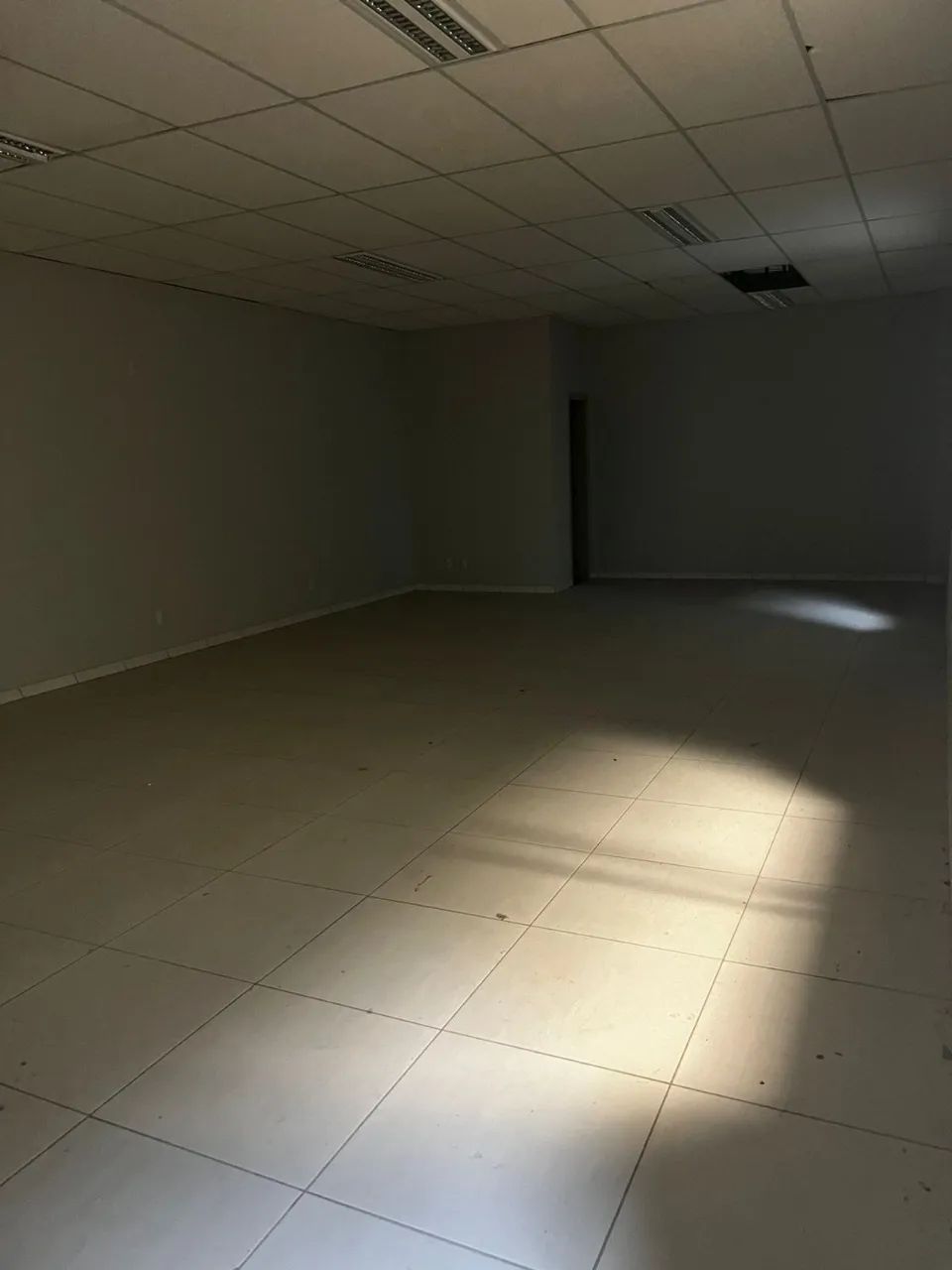 Sala Comercial com excelente localização com área total de 64,85m² e privativa de 59,51m². - Foto 5