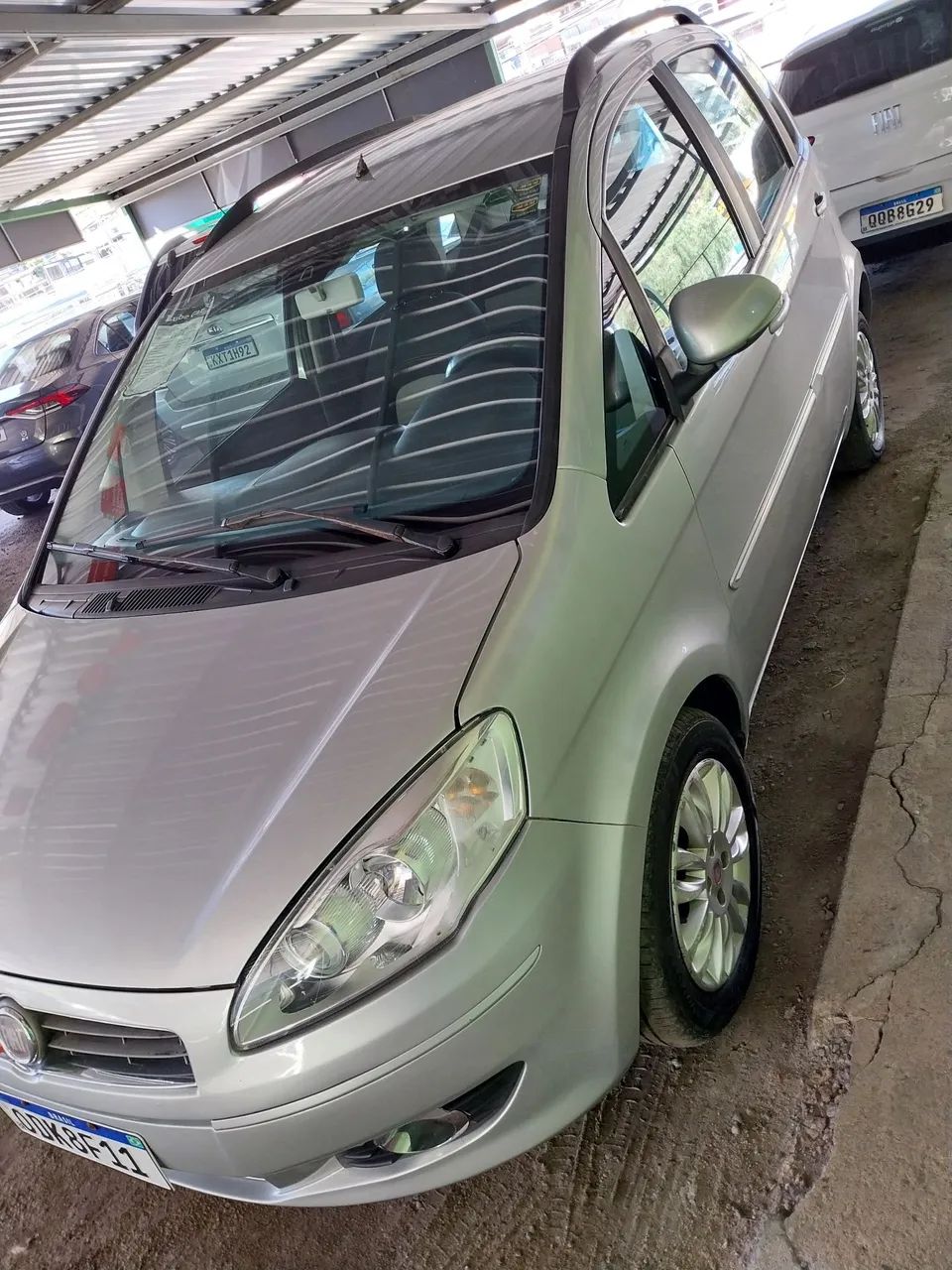Fiat Idea Attractive 1.4 Fire Flex 8V 5P 2012 - Foto 3