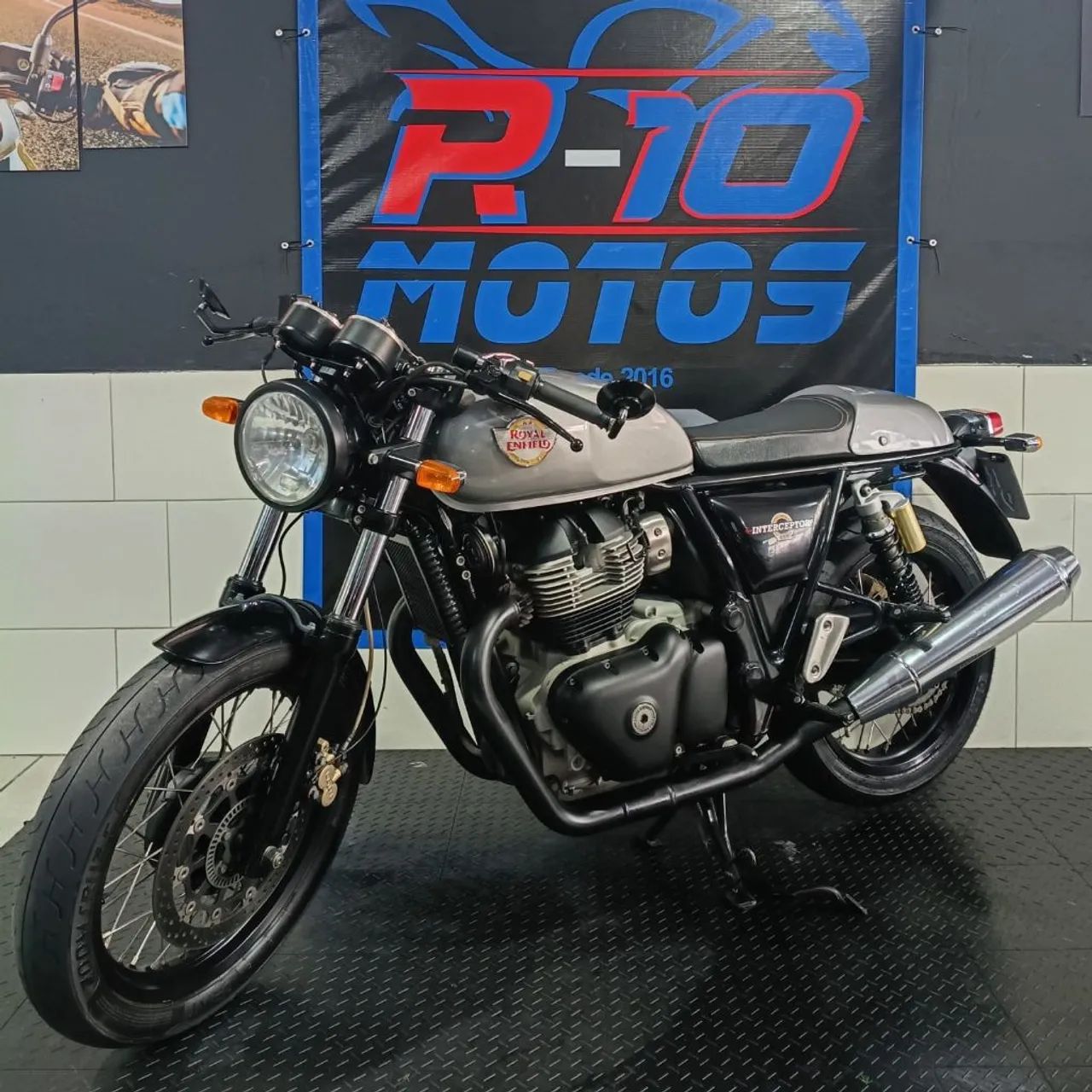 Interceptor 650 Custom  - Foto 4