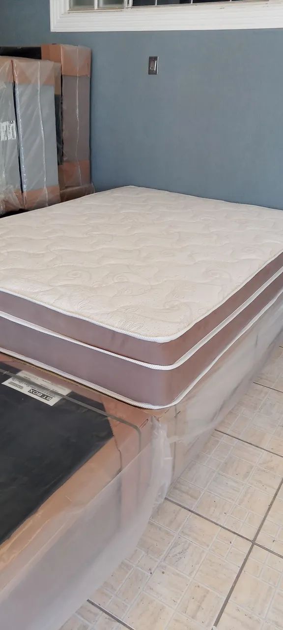 Cama box Queen nova 