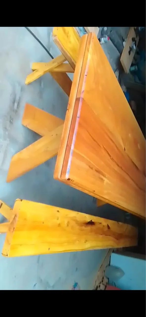 Mesa de madeira 