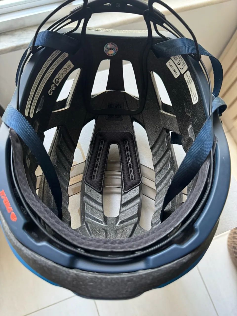 Capacete Giro Aires Spherical Mips Azul - Foto 2