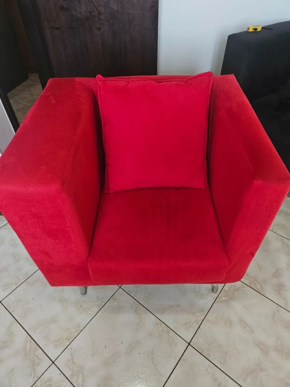 Poltrona Vermelha Tok&Stok Reformada  - Foto 3