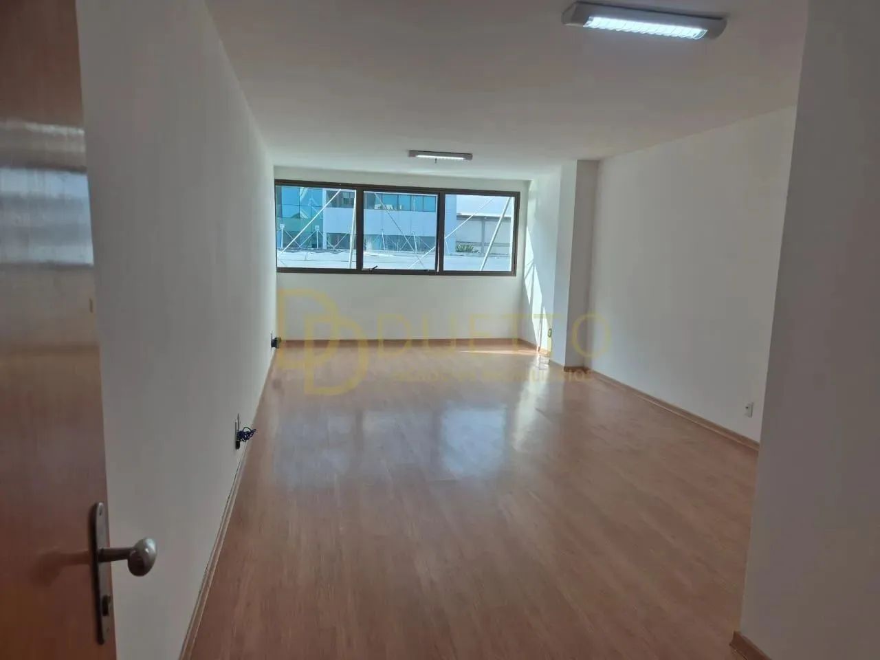 Sala Comercial Hangar Business, 33m² sem mobília - Foto 5