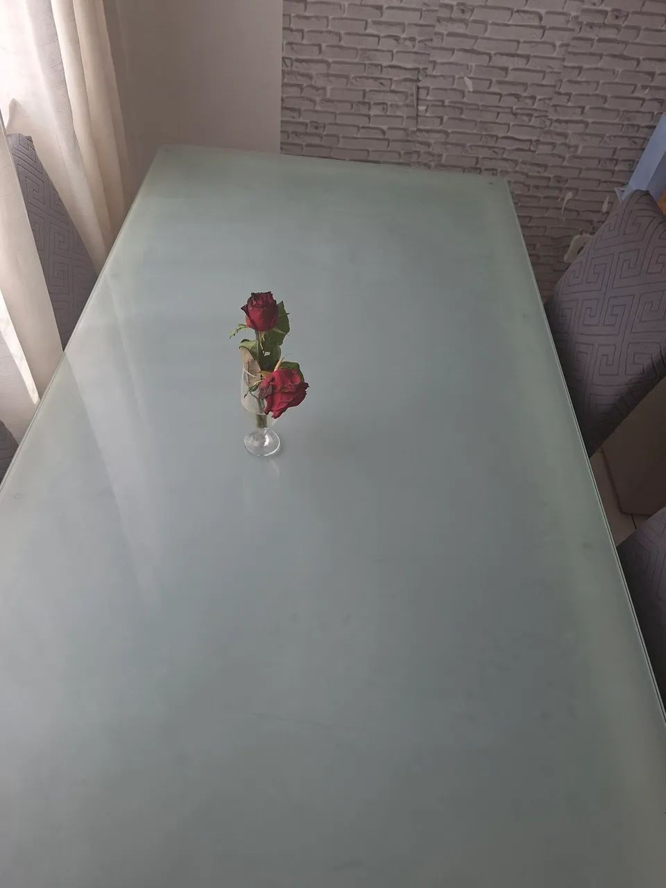Mesa com 4 cadeiras 