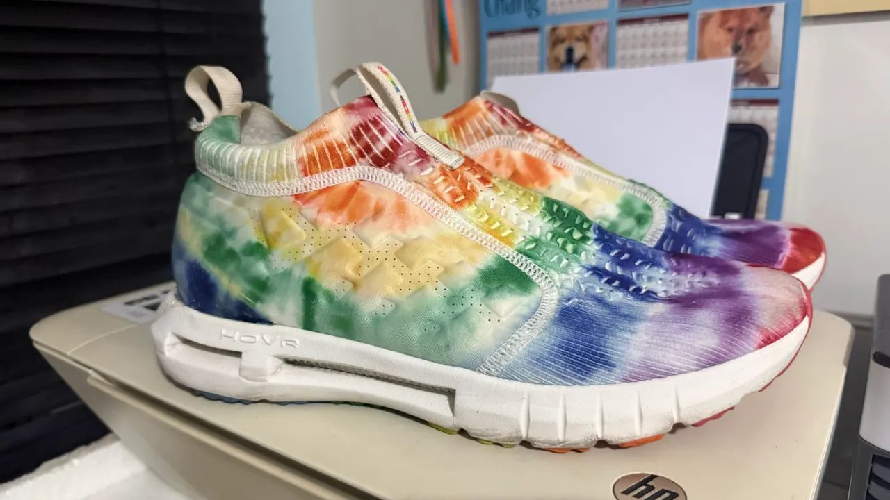 Tênis Under Armour HOVR Phantom Slip Pride - Foto 4