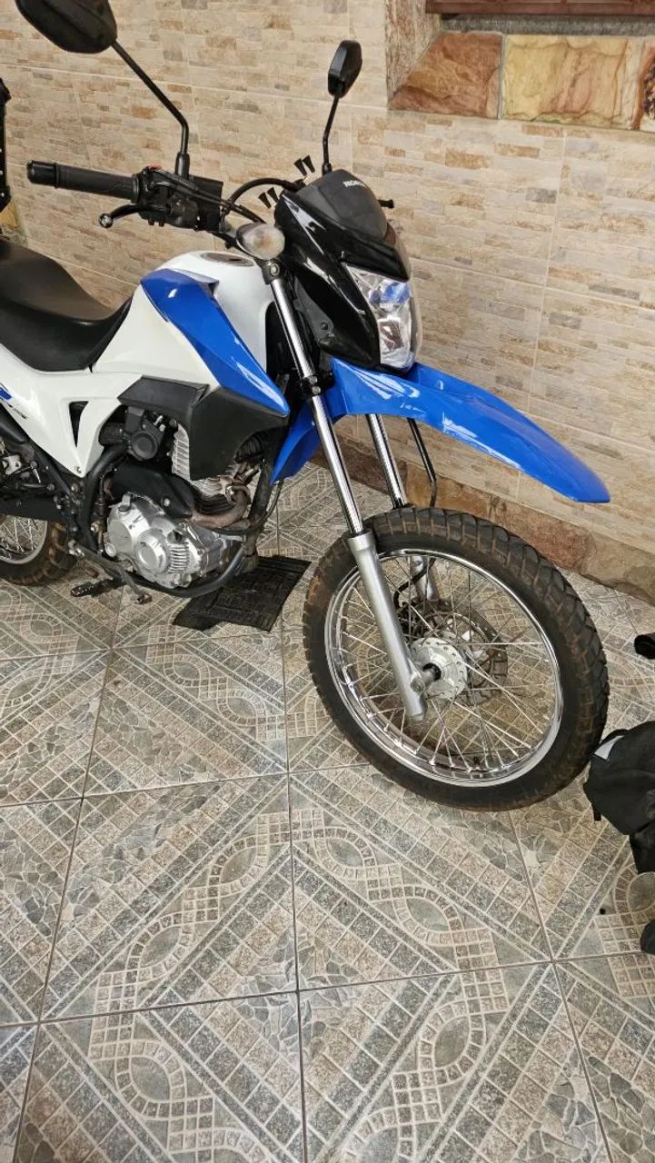 Bros 160 2017