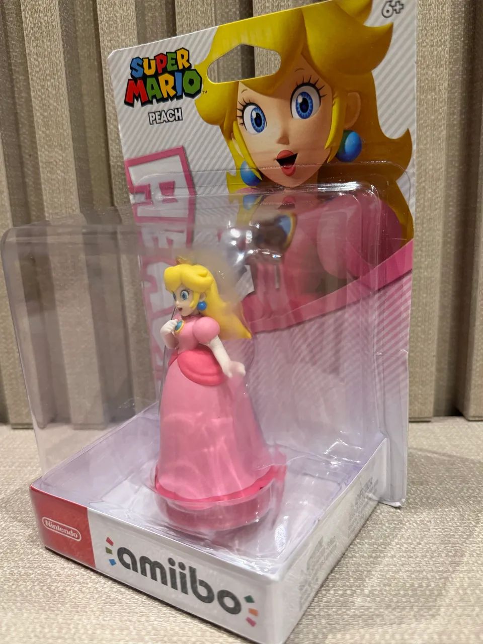 AMIIBO PRINCESA PEACH SUPER MARIO - Foto 3