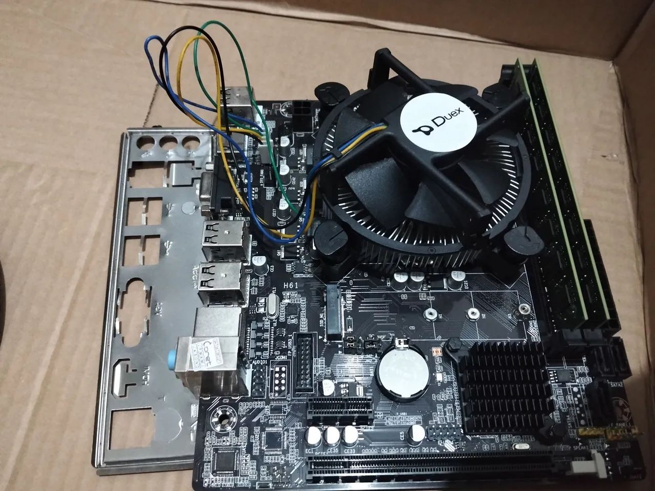 Placa mãe, DDR3 2x8 dual Channel, e processador 