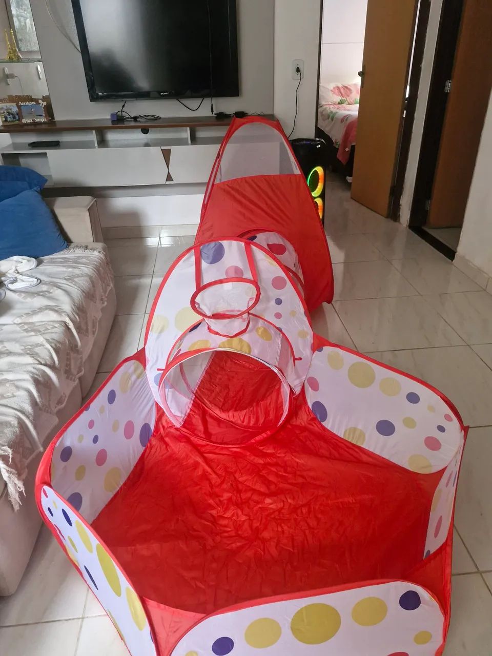 Barraca infantil com túnel e cercadinho